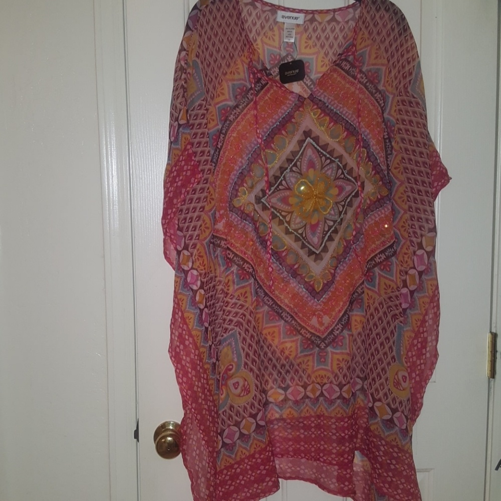 Poncho - Picture 2 of 3